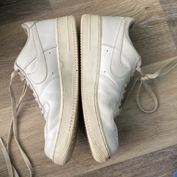 Nike Air Force 1 - Picture 3 of 4